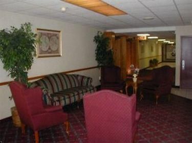 Days Inn Binghamton Front Street Beltér fotó